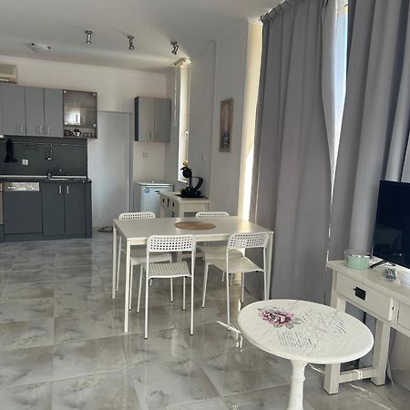 Oazis Sea View Apartment Ravda Eksteriør billede